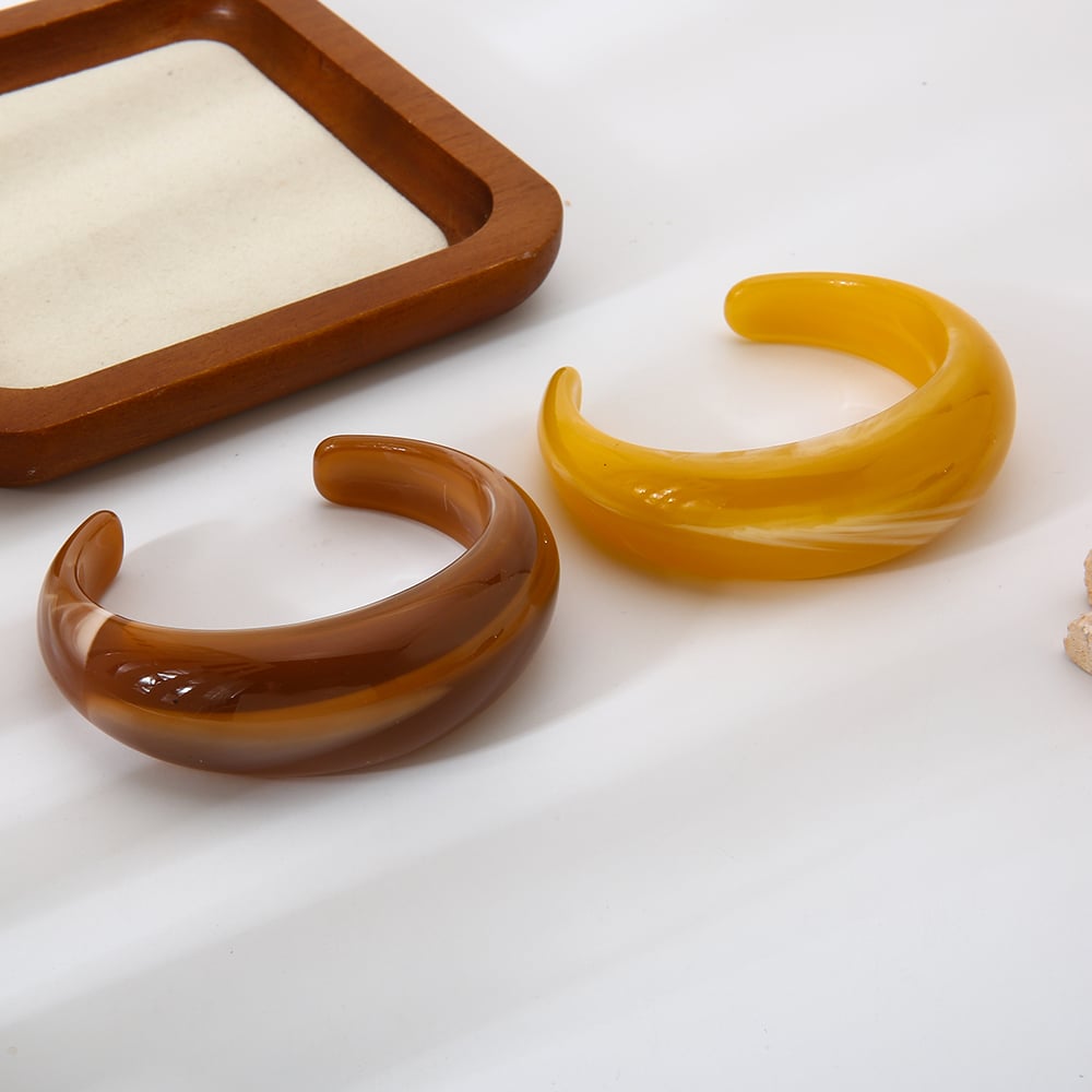 1 Piece Simple Series Retro Gradient Color Resin Women's Cuff Bracelets h5Picture7