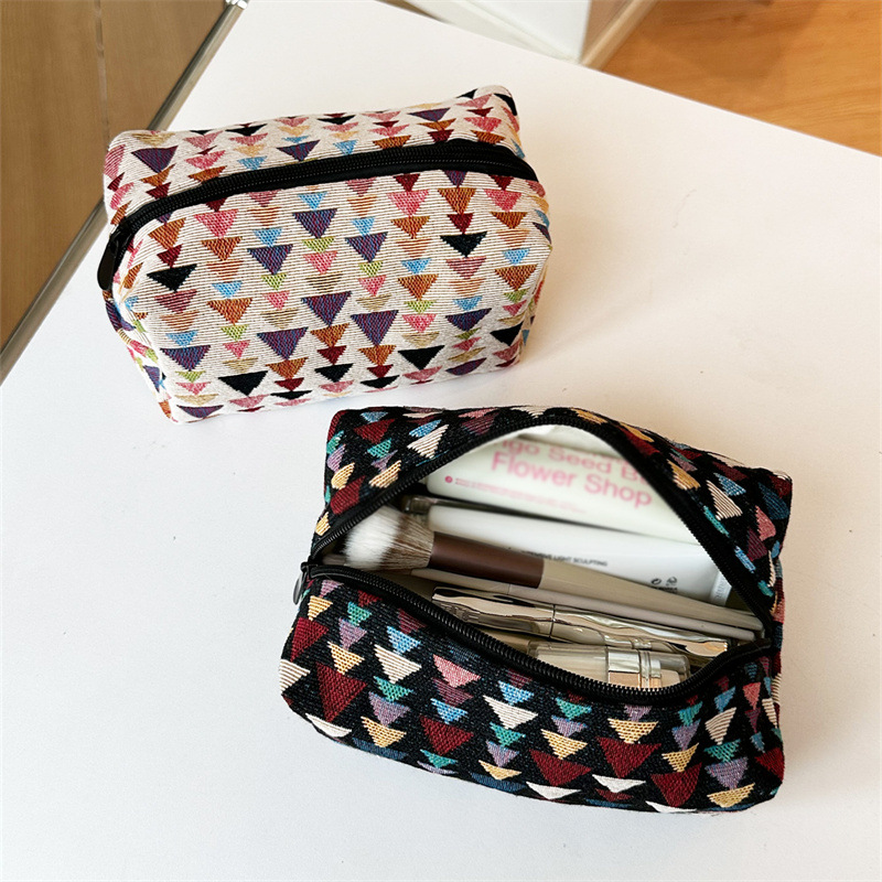 1 Piece Simple Series Retro Plaid Mixed Color Polyester Women's Makeup Bags Picture4