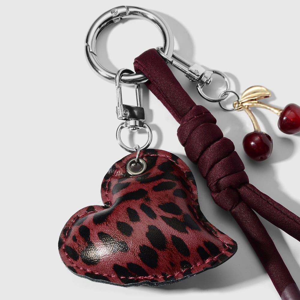 1 Piece Leather Heart Leopard Print Bag Charm Picture4