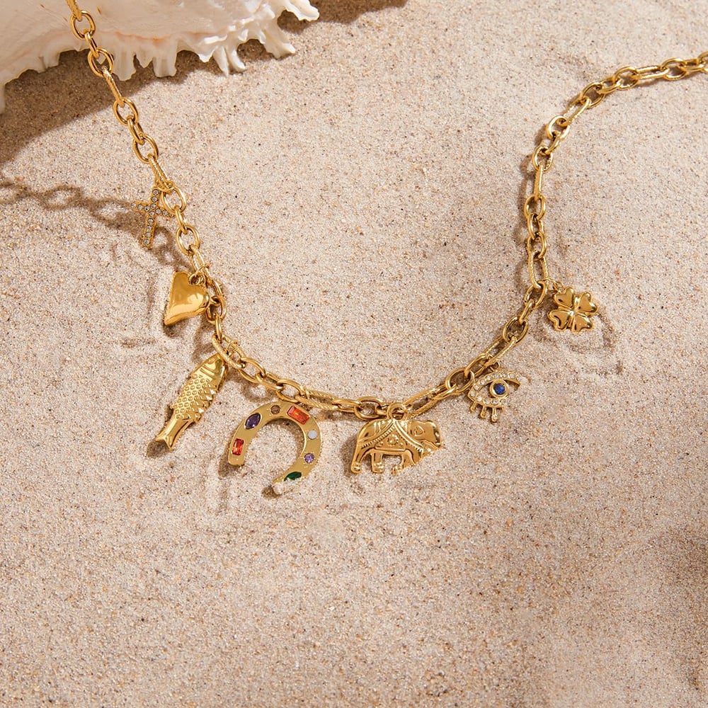 1 Piece Ornate Horseshoe-shaped Stainless Steel Gold Color Women's Pendant Necklaces h5Picture5