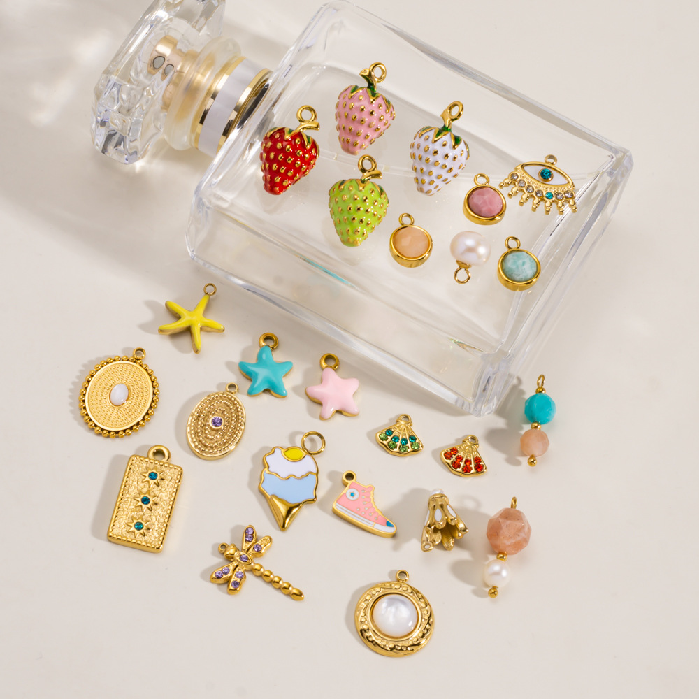 1 Piece 3D Strawberries Starfish  Stainless Steel   Gold Color  Women's Pendants Picture3