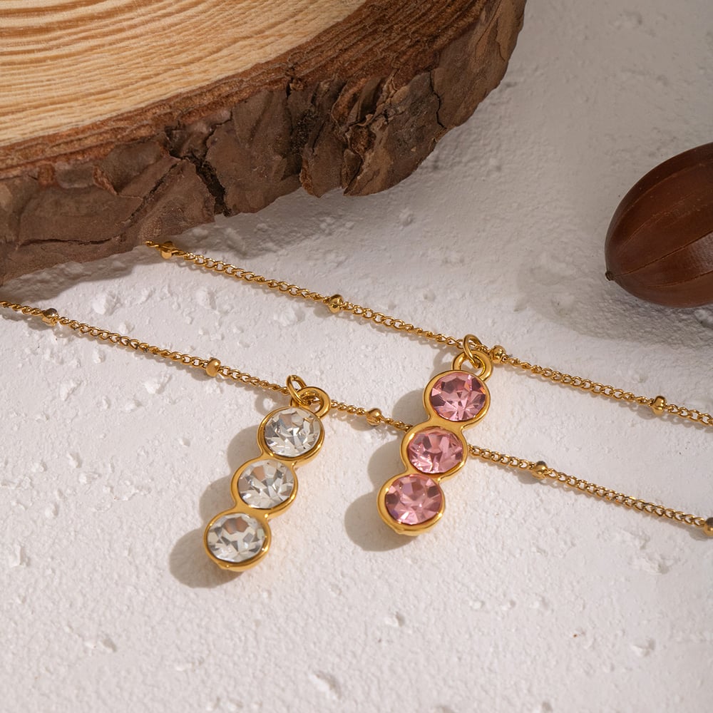 1 Stück minimalistische Halskette mit Zirkonia-Anhänger Bild3