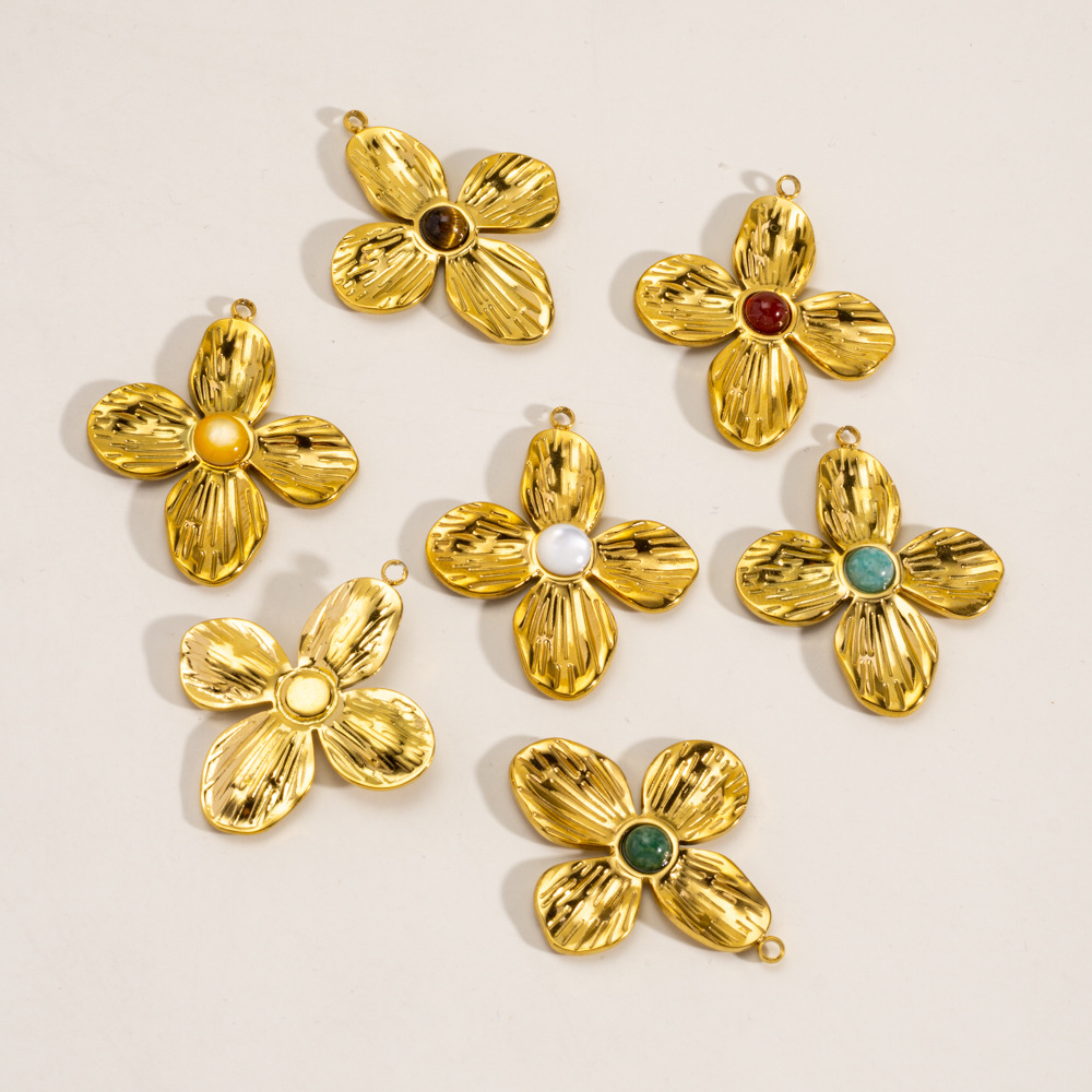 1 Piece  Sweet Flower Stainless Steel   Gold Color  Women's Pendants Picture2