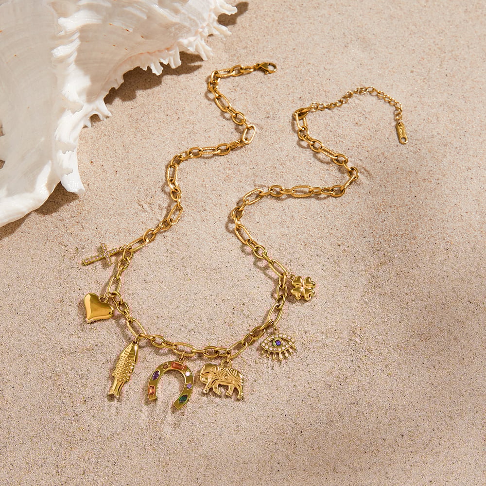 1 Piece Ornate Horseshoe-shaped Stainless Steel Gold Color Women's Pendant Necklaces h5Picture4