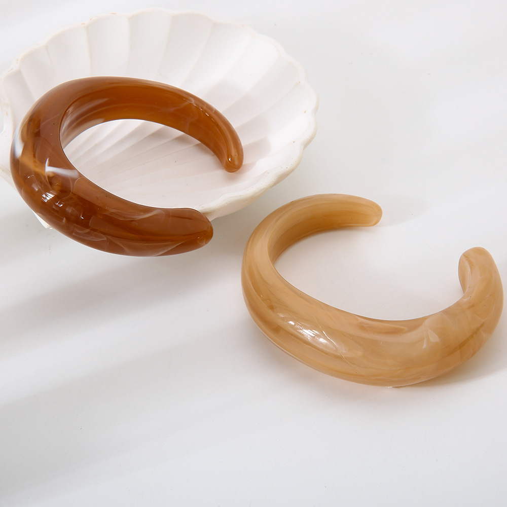 1 Piece Classic Series Simple Gradient Color Resin Women's Bangles h5Picture4