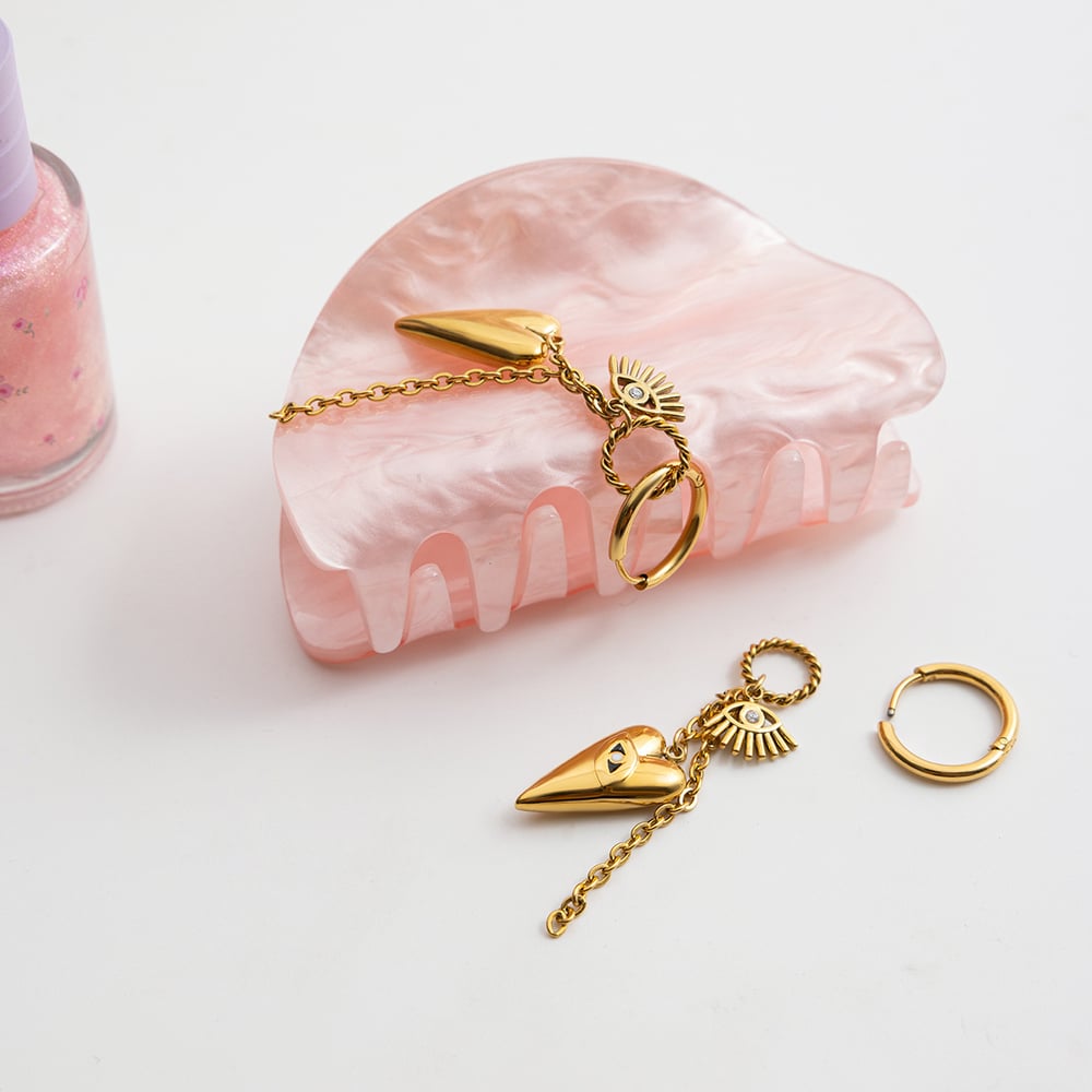 1 Paar luxuriöse Teufelsauge-Herz-Ohrringe aus Edelstahl in Goldfarbe für Damen Bild6