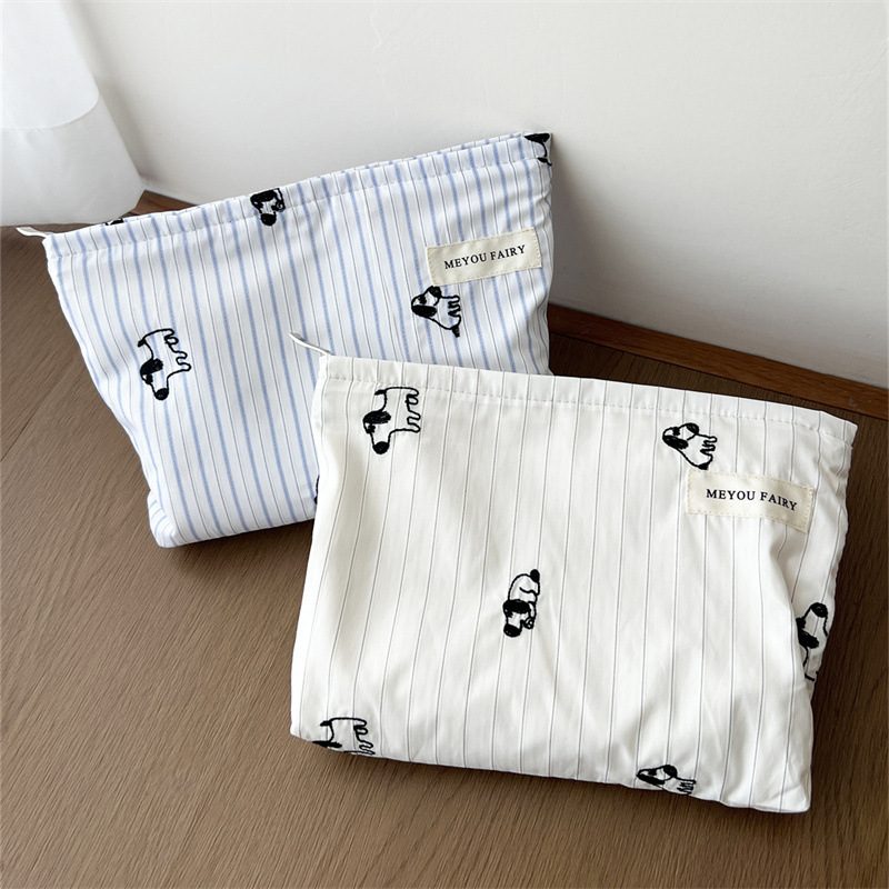 1 Piece Simple Cute Cartoon Puppy  Women's Makeup Bags Picture2