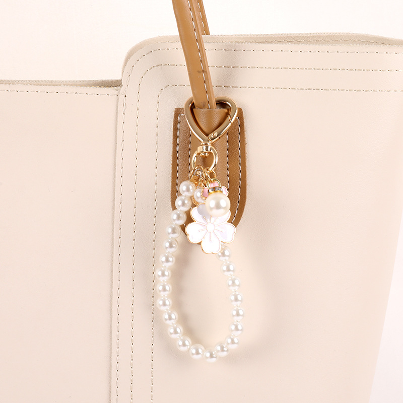 1 Piece Sweet Flower Beaded Phone Chain Picture2