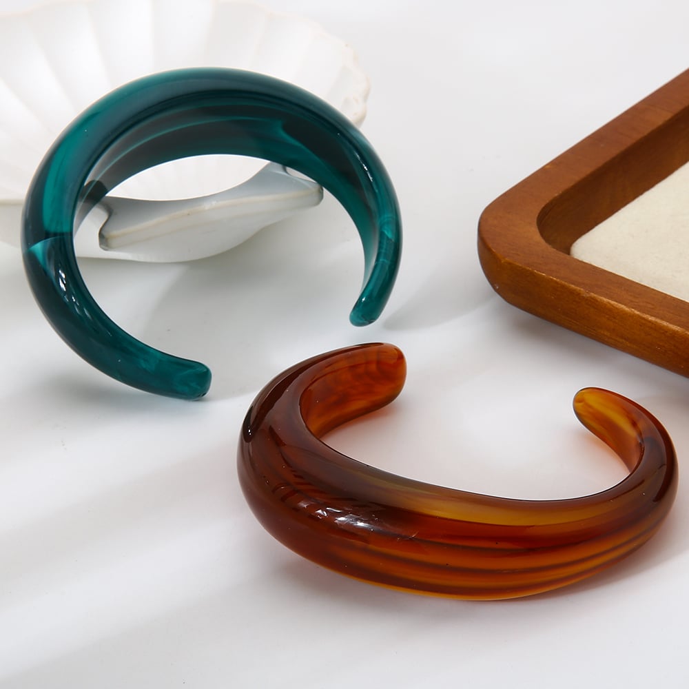 1 Piece Classic Series Simple Gradient Color Resin Women's Bangles h5Picture6