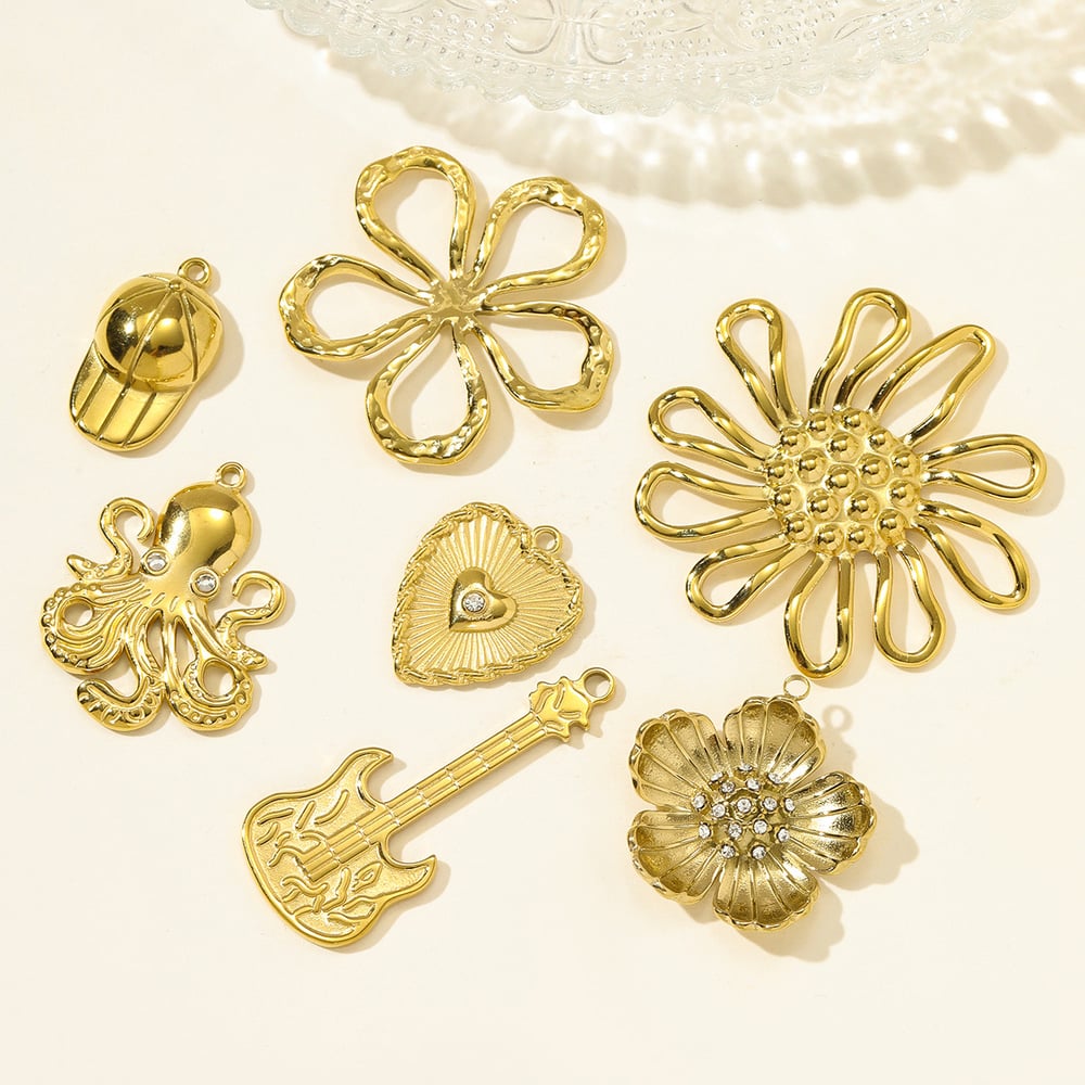 1 Piece Gorgeous Flower Stainless Steel Gold Color Women's Pendants h5Picture4