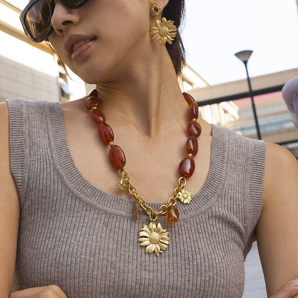 Collana con perline acriliche color oro in acciaio inossidabile a forma di fiore, 1 pezzo Immagine4