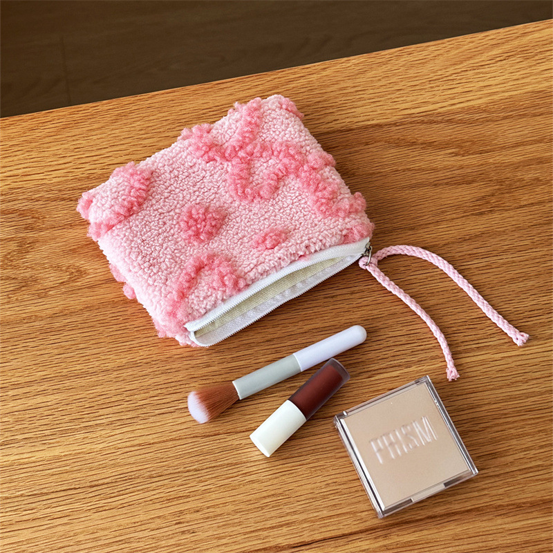 1 Piece Romantic Cute Compact Plush Flower Women's Makeup Bags 