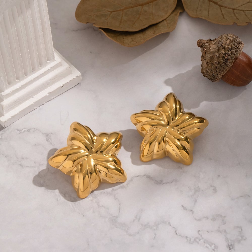 1 Pair Flower Mixed Gold Stainless Steel Stud Earrings Picture4