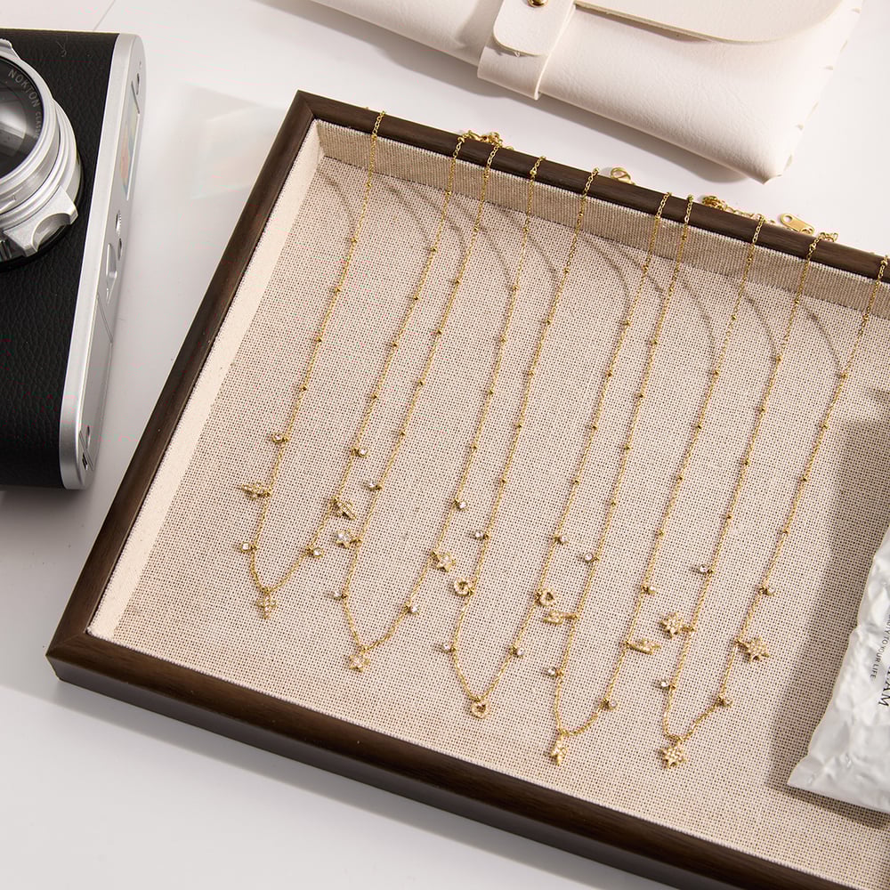 1 Piece Sophisticated Cross Stainless Steel Gold Color Zircon Women's Pendant Necklaces Picture4