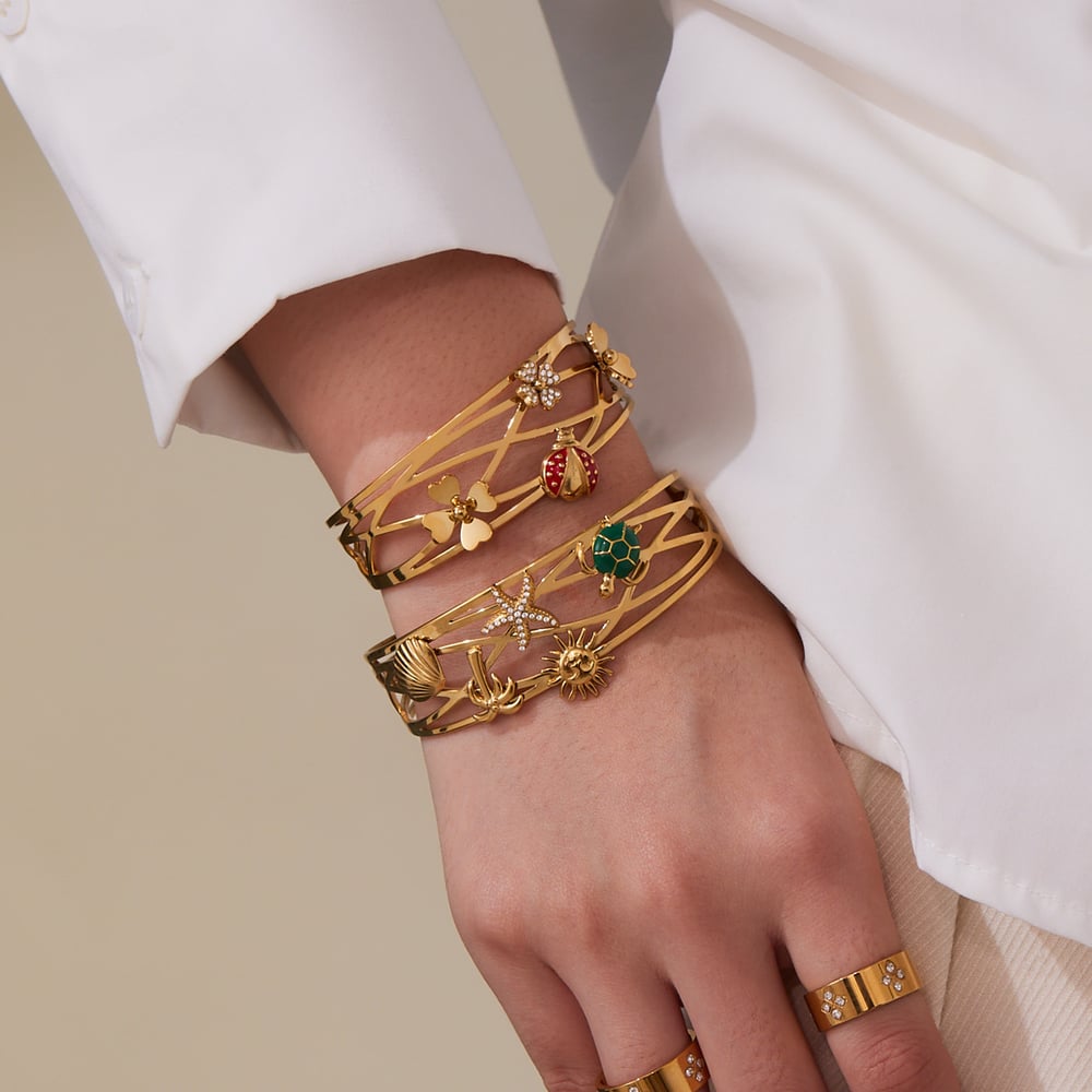 1 Piece Luxurious Ladybird Stainless Steel Gold Color Zircon Women's Cuff Bracelets Picture4