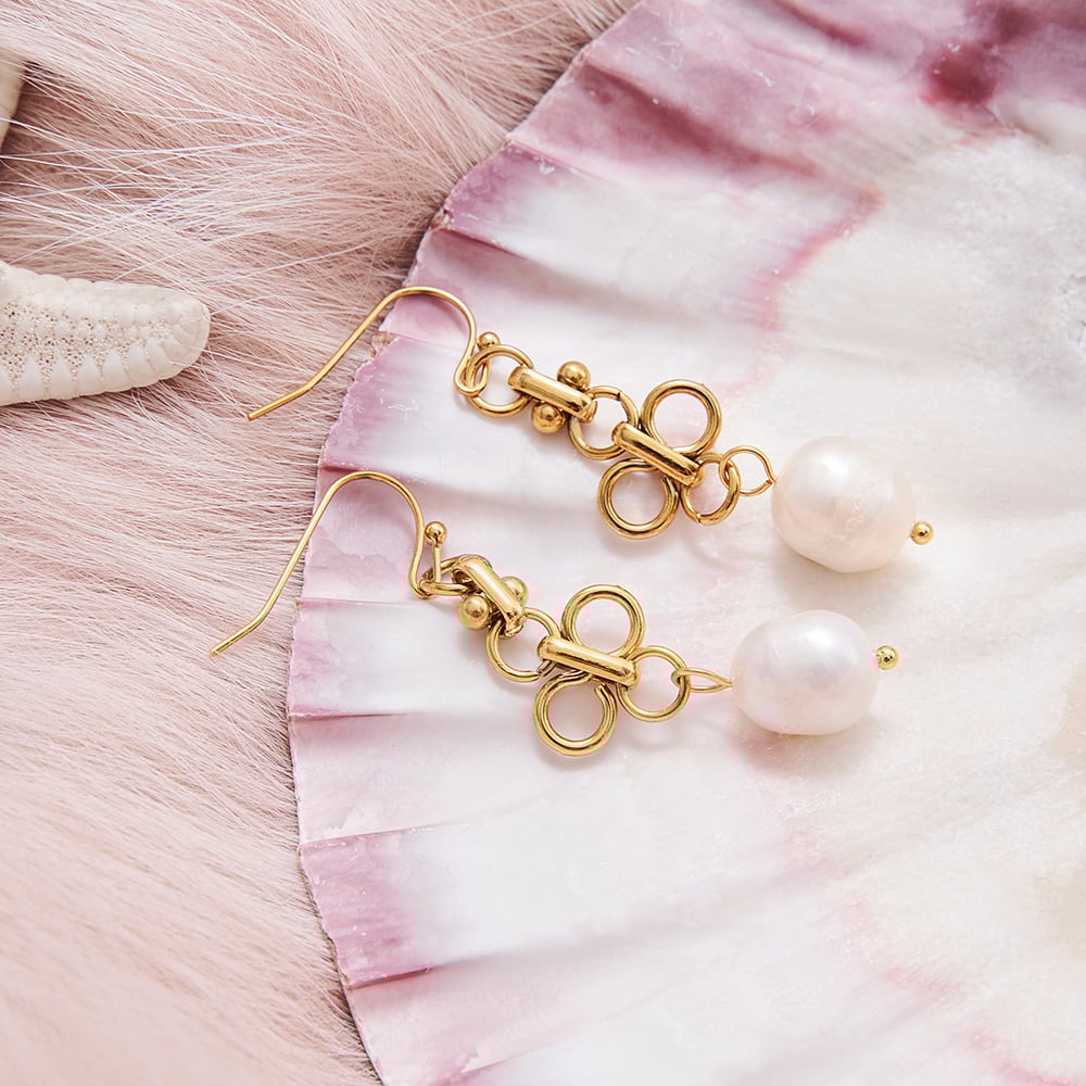 1 Pair Elegant Droplet Stainless Steel Gold Color Pearl Women's Drop Earrings h5Picture9