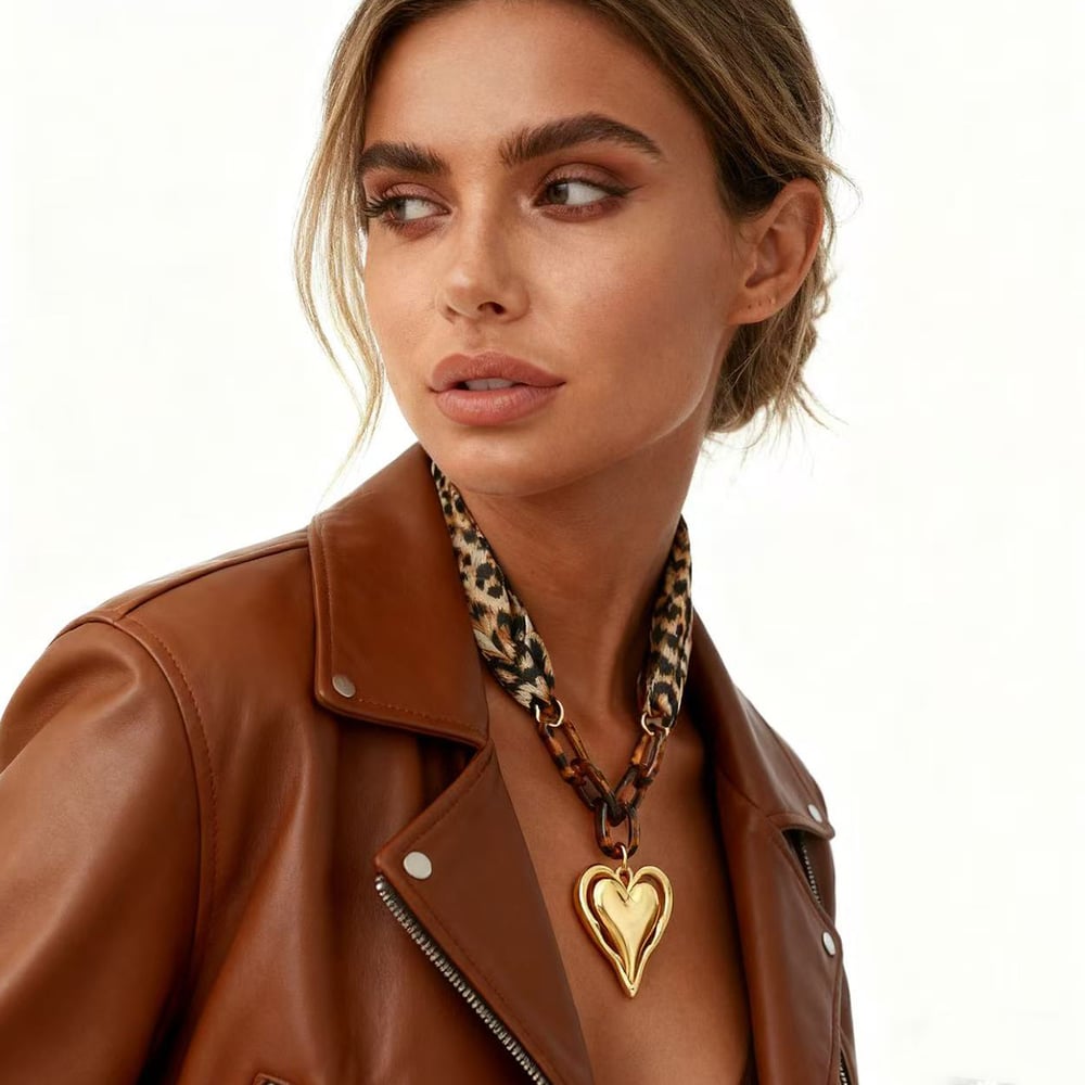 1 Piece Retro Heart Leopard Print Stainless Steel  Gold Color  Women's Chain Bracelets Picture8