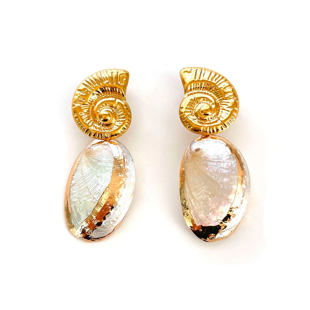 1 Pair Sea Shells  Gold Color Drop Earrings