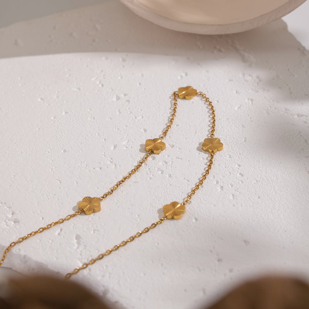 1 Piece Romantic Flower Stainless Steel Gold Color Pendant Necklace Picture5