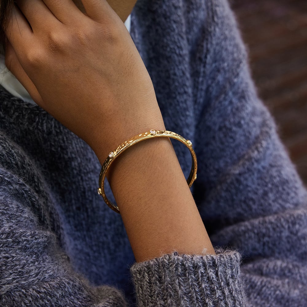 Braccialetti da donna in acciaio inossidabile con motivo a martello, colore oro e zirconi, 1 pezzo Immagine5