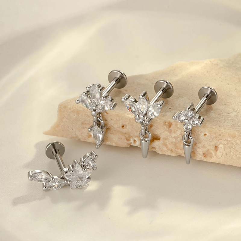 1 Stück geometrische Figur Kupfer Titanlegierung Gold Farbe Zirkon Damen Piercing Ohrringe Bild5