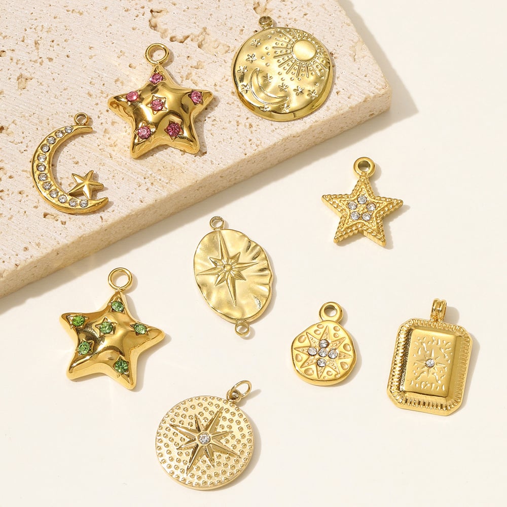 1 Piece Retro Star Moon Stainless Steel Gold Color Women's Pendants Picture3