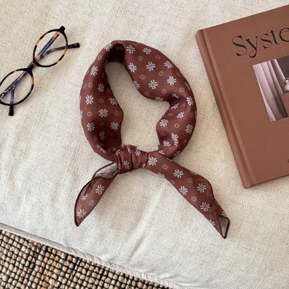 1 Piece Retro Flower Paisley Pattern Bandana h5Picture4