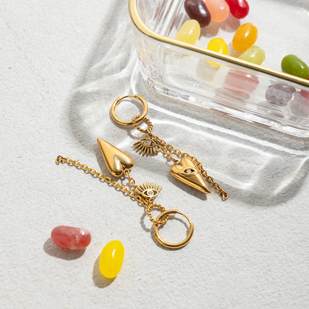 1 Paar luxuriöse Teufelsauge-Herz-Ohrringe aus Edelstahl in Goldfarbe für Damen Bild7