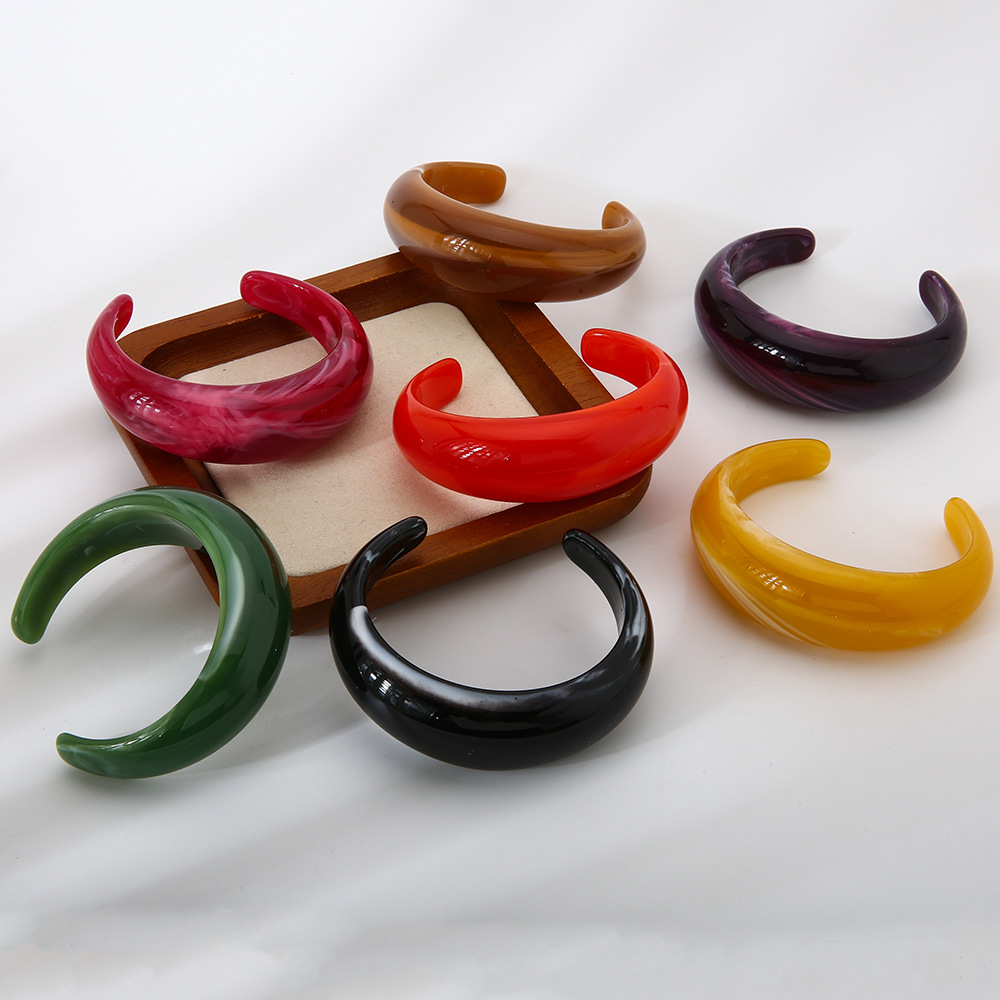 1 Piece Simple Series Retro Gradient Color Resin Women's Cuff Bracelets h5Picture2