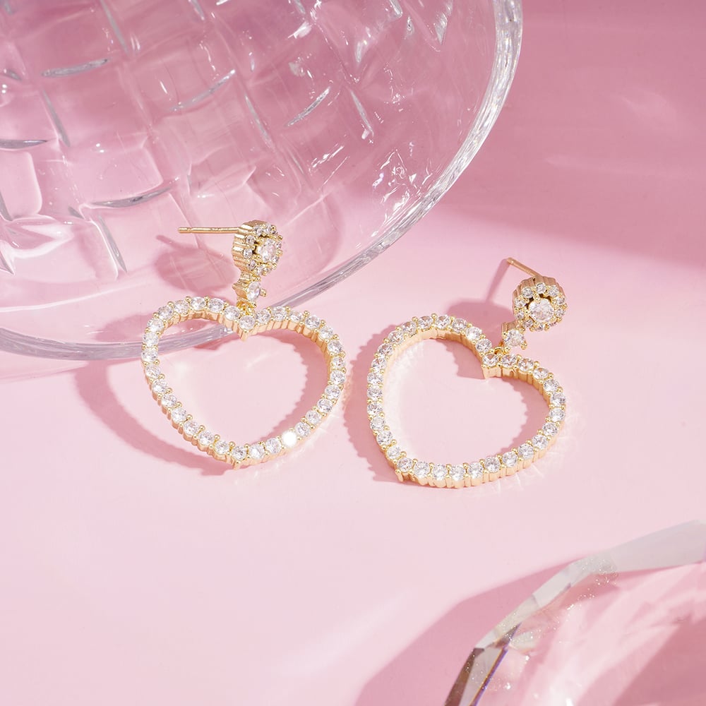 1 Pair Festive Series Sweet Heart Copper Drop Earrings