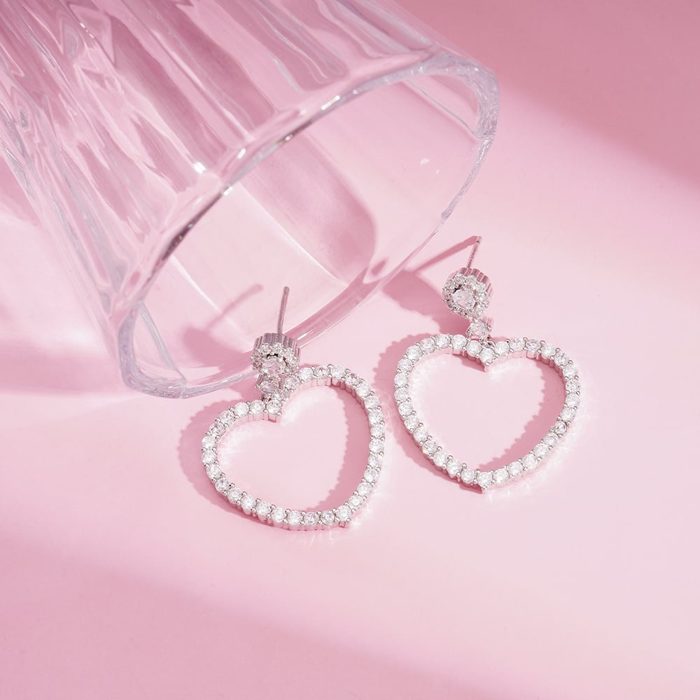 1 Pair Festive Series Sweet Heart Copper Drop Earrings Picture2