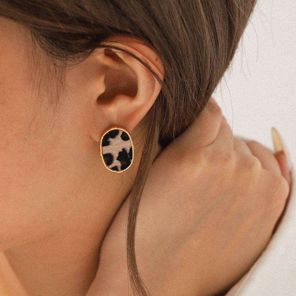 1 Pair Leopard Pattern Stainless Steel Gold Color Stud Earrings h5Picture3