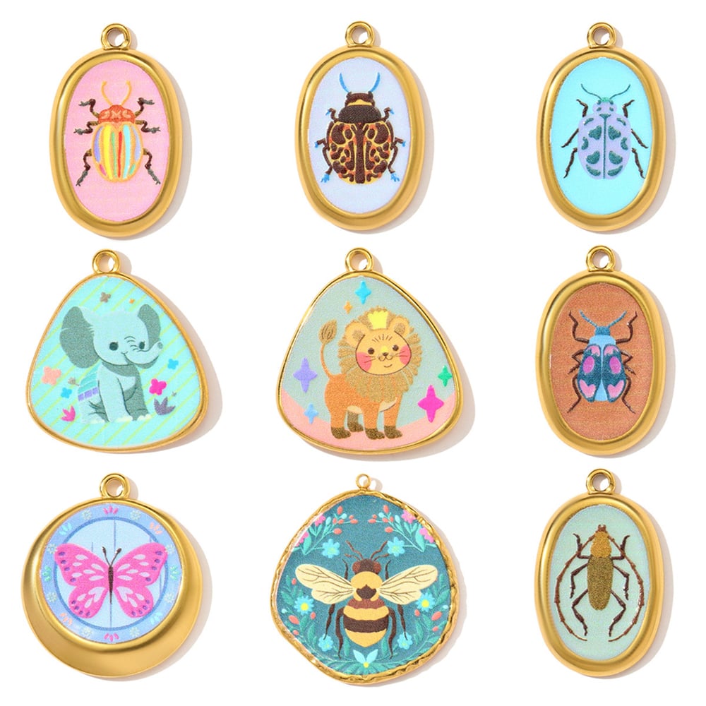 1 Piece Animals Pattern Triangle Stainless Steel Women's Pendants Picture5