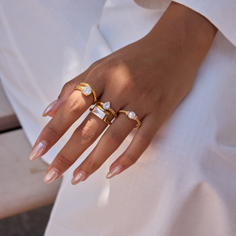 1 Piece shining Droplet Stainless Steel Gold Color Zircon Women's Gemstone Rings Picture3