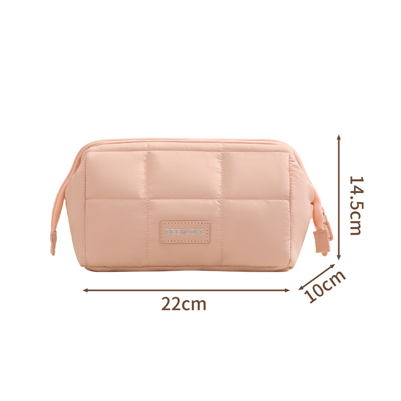 1 Stück einfarbige, karierte, gesteppte Kosmetiktasche 