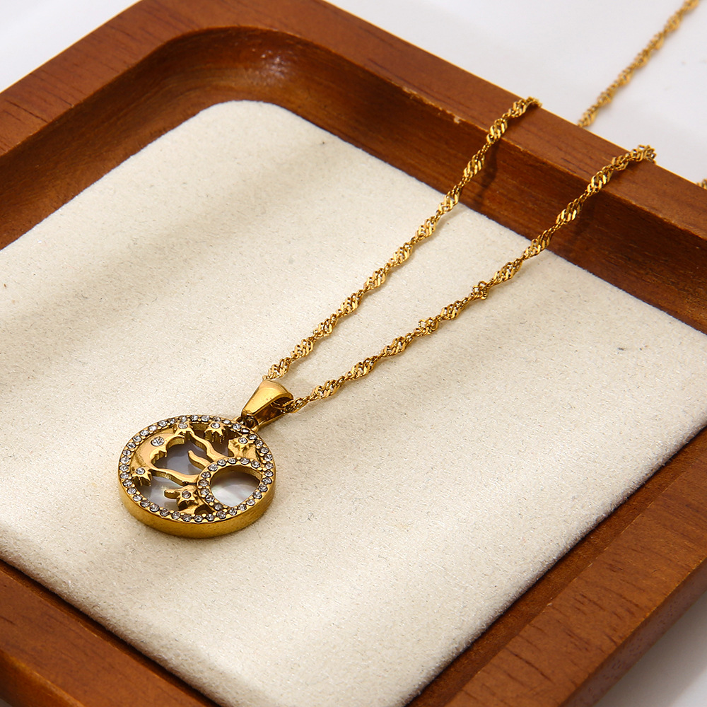 1 Piece Luxurious Sun Circle Moon Stainless Steel Women's Pendant Necklaces h5Picture2