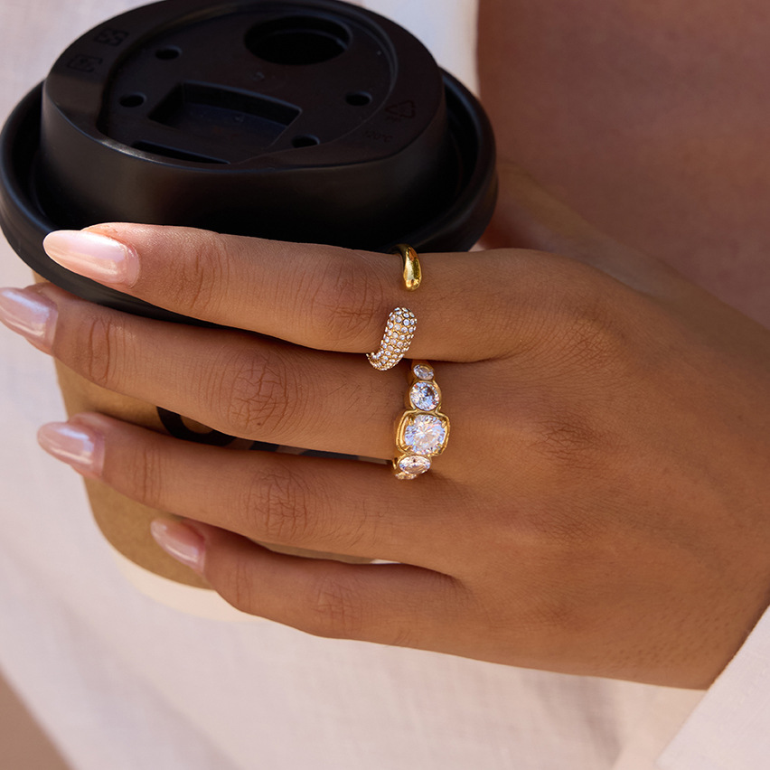 1 Piece Elegant Circle Stainless Steel Gold Color Zircon Women's Gemstone Rings Picture4