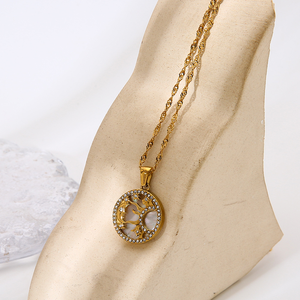 1 Piece Luxurious Sun Circle Moon Stainless Steel Women's Pendant Necklaces h5Picture4