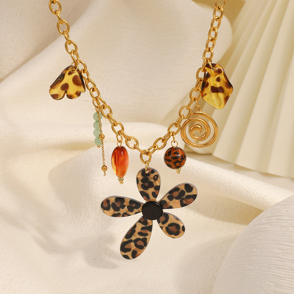 1 Piece Ethnic  Flower Leopard Print Stainless Steel Women's Pendant Necklaces Picture4