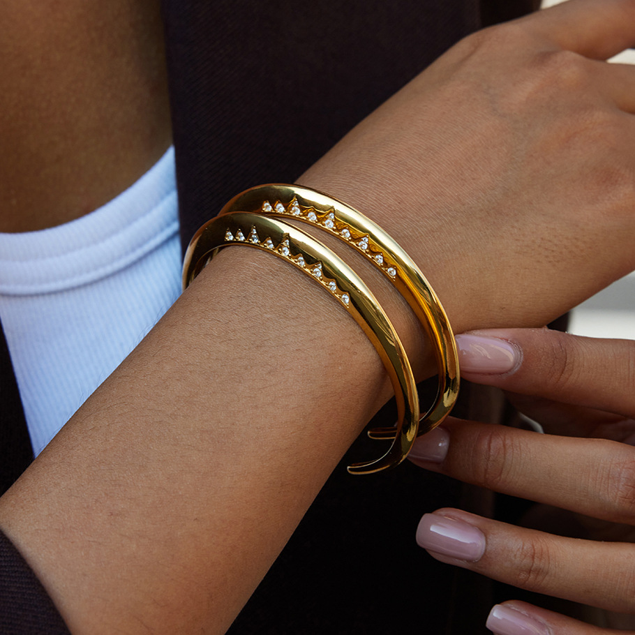 1 Piece Sleek Triangle Stainless Steel Gold Color Women's Cuff Bracelets Picture3