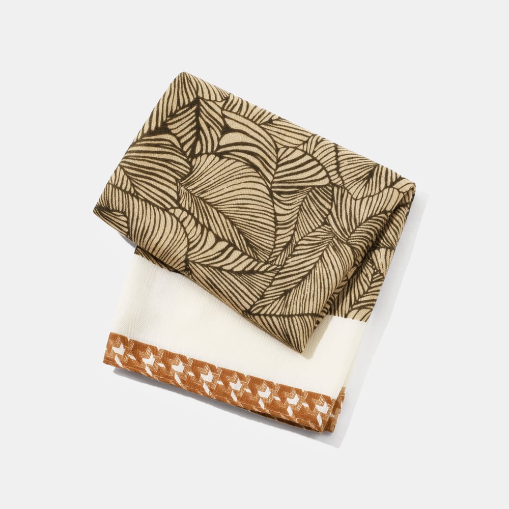 1 Piece Retro Leaf Polyester Bandana h5Picture3