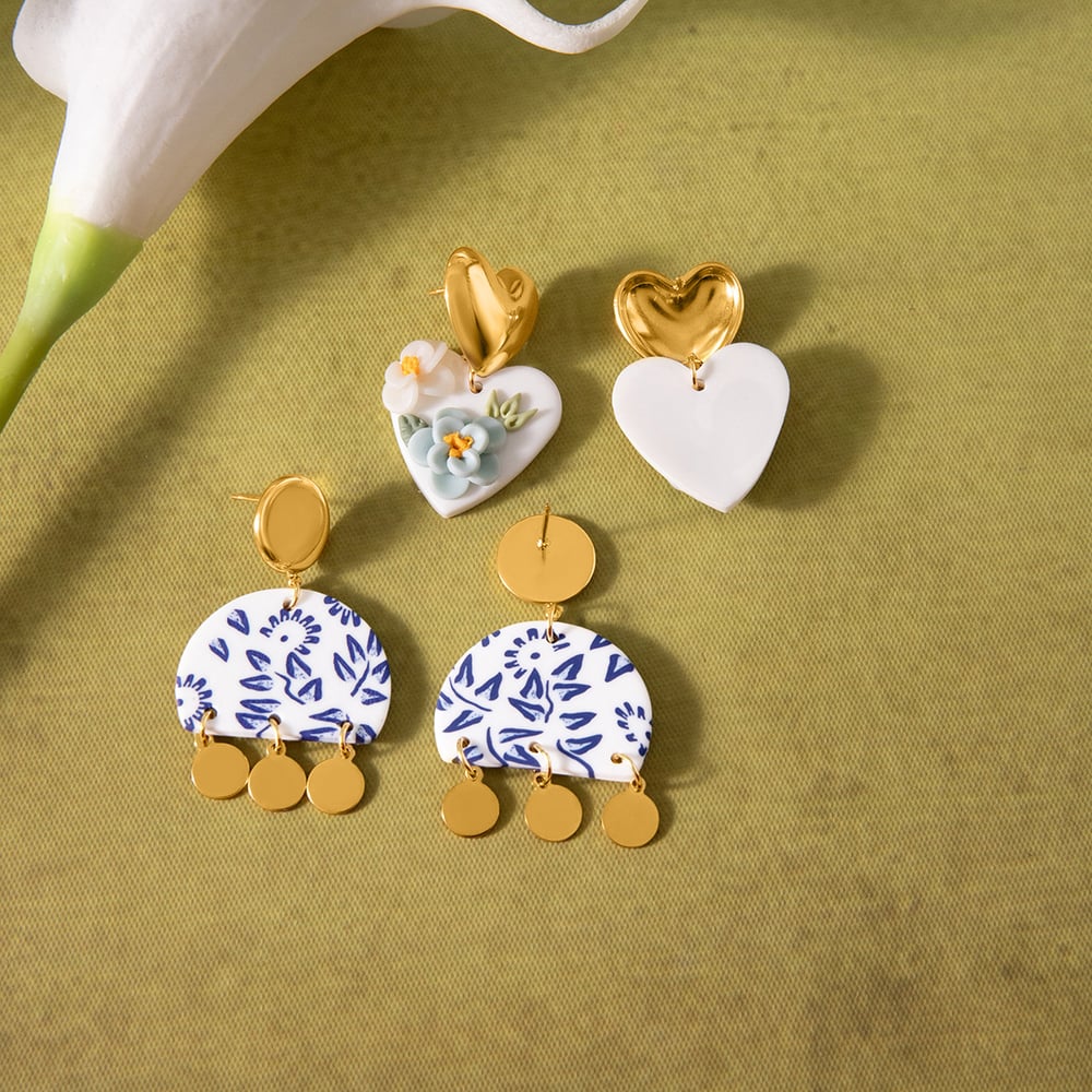 1 Pair Gorgeous Flower Heart Polymer Clay Gold Color Women's Drop Earrings Picture4
