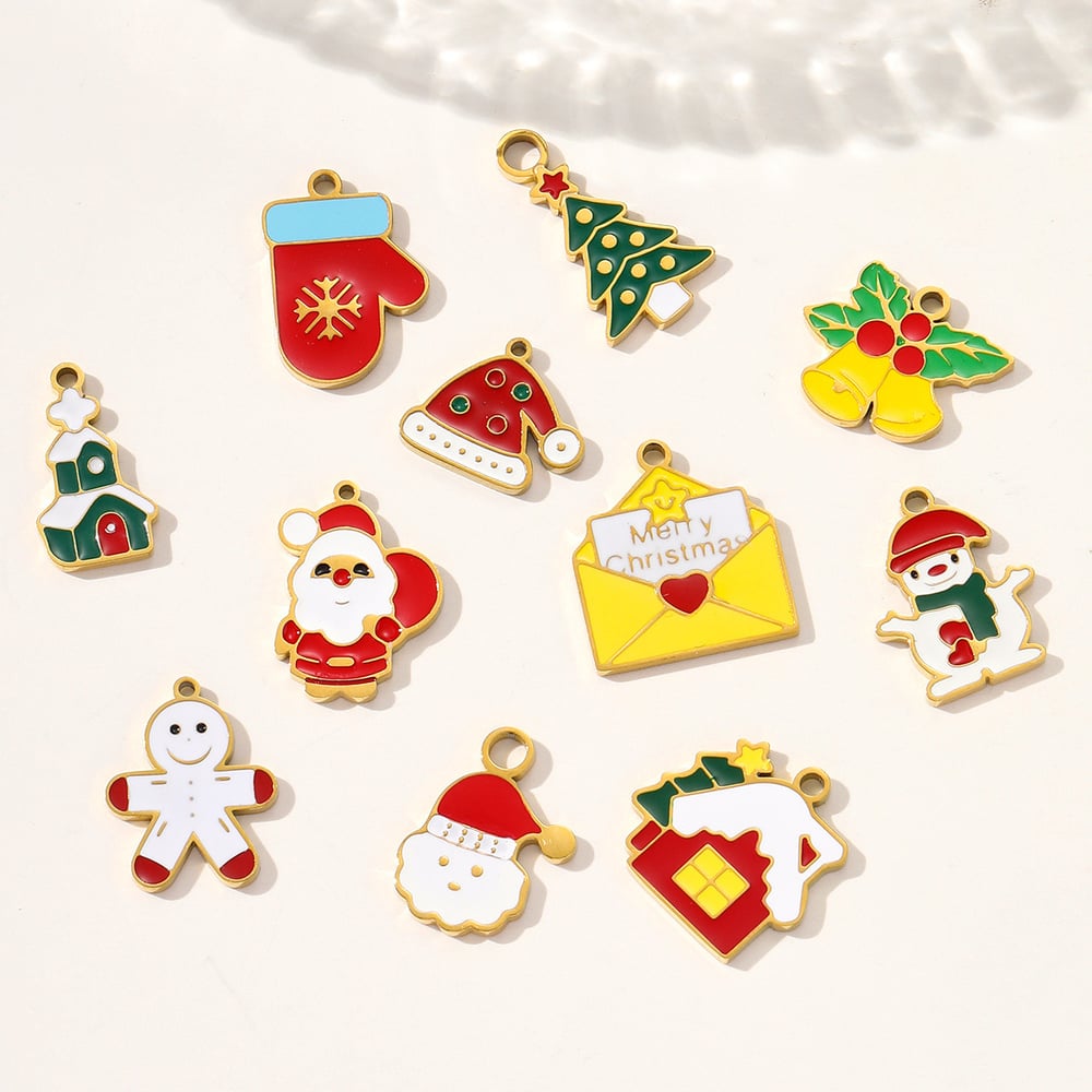 1 Piece Christmas Pattern Stainless Steel Women's Pendants Picture4