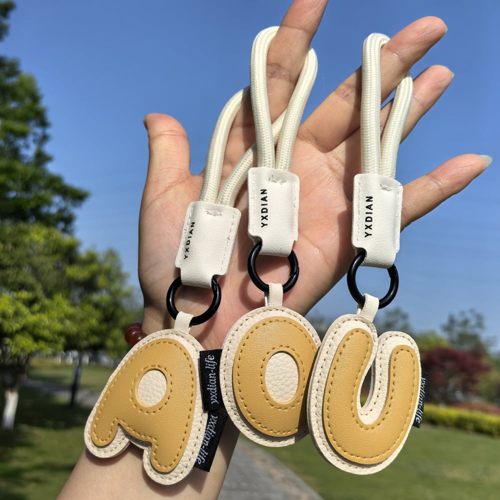 1 Piece Letter Mixed Color Leather Bag Charm h5Picture4