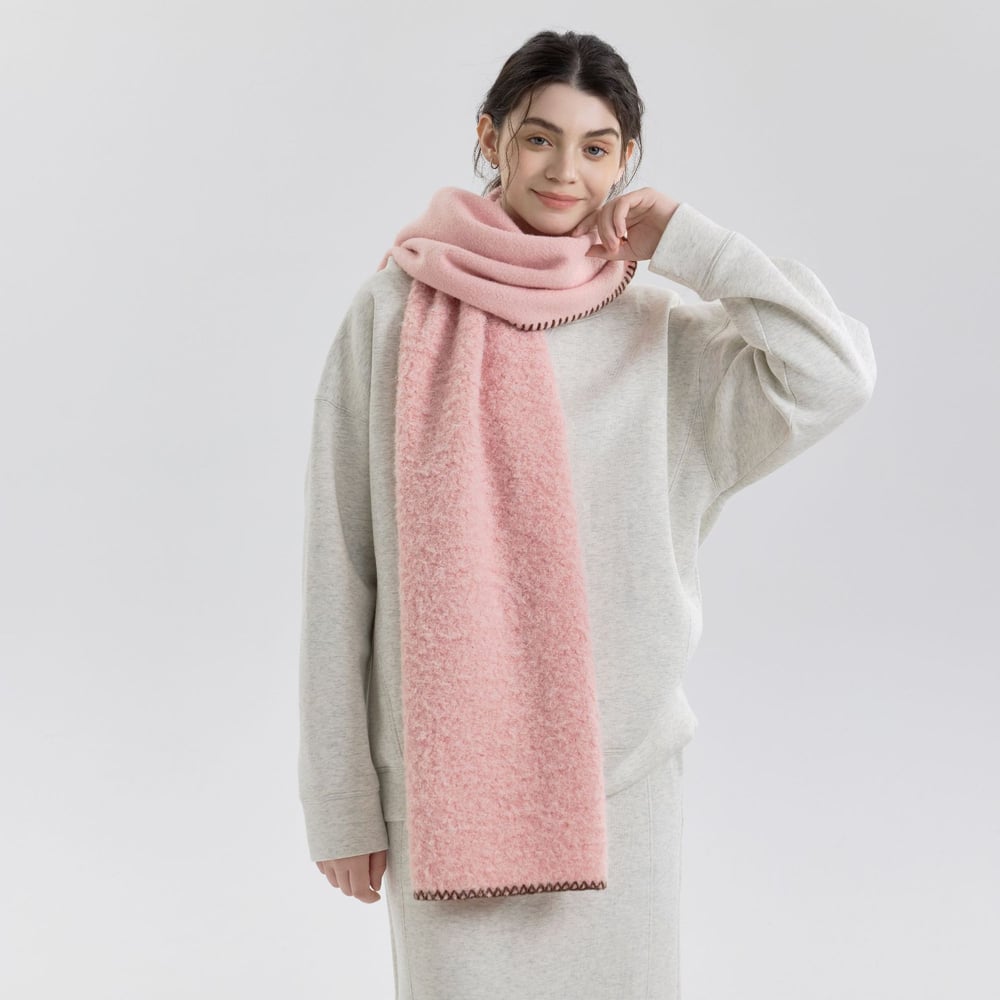 1 Piece Solid Color Solid Color Loop Yarn Scarf with Minimalist Hemming