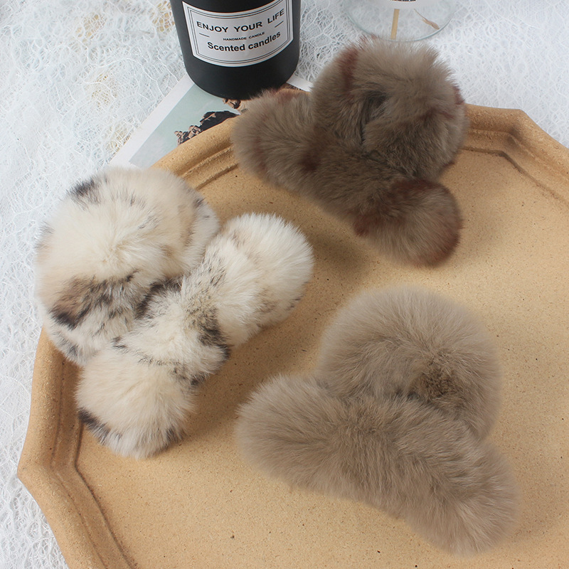 1 pince à cheveux luxueuse, mignonne et unie en fourrure pour femme h5Image2