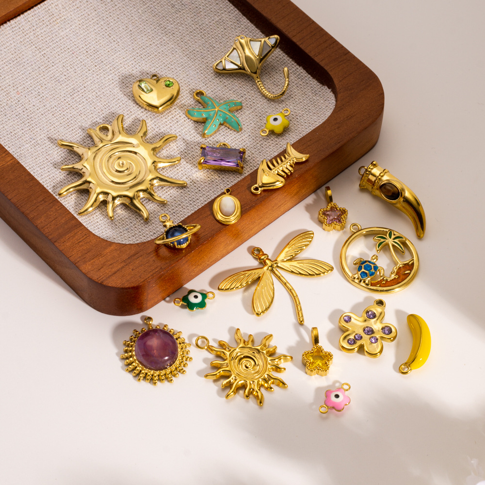 1 Piece  Versatile DIY Flower Sun Stainless Steel  Gold Color  Women's Pendants Picture2