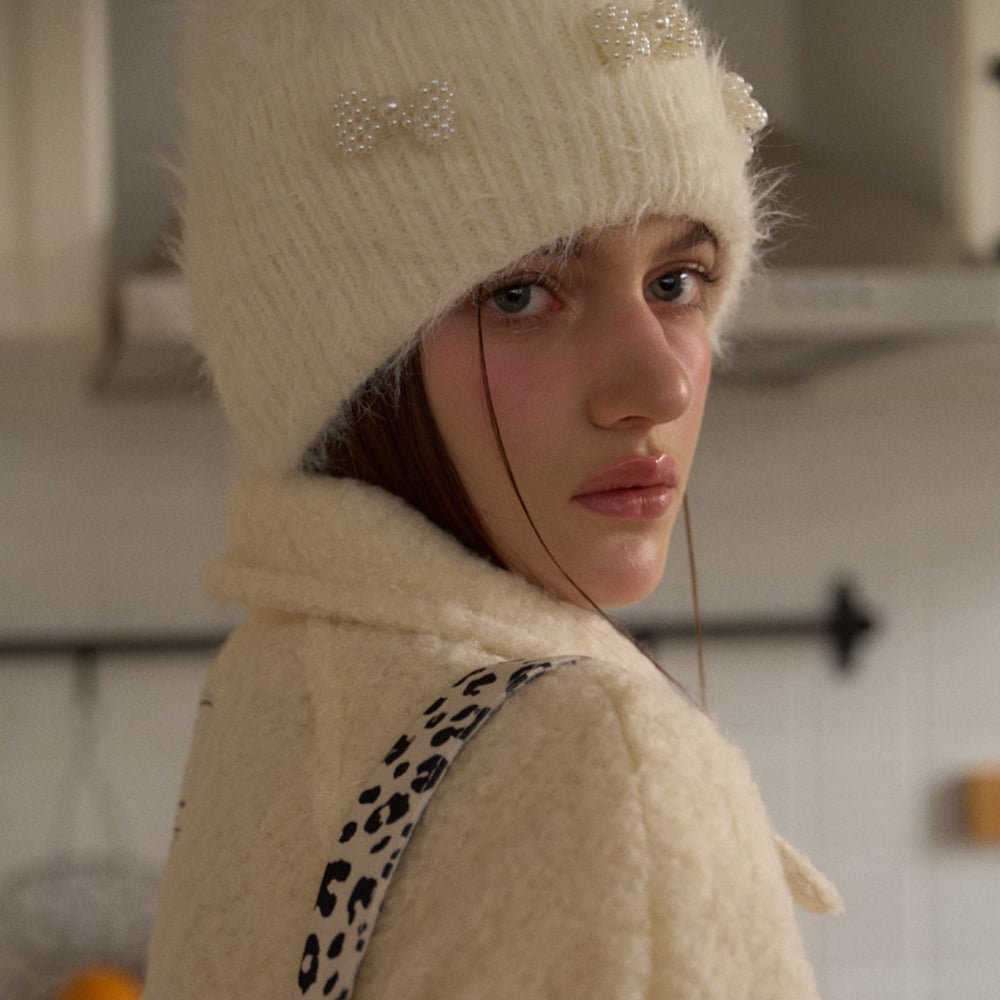 1 Piece Sweet Bow Knot Nylon Plush Knitted Hat Picture4