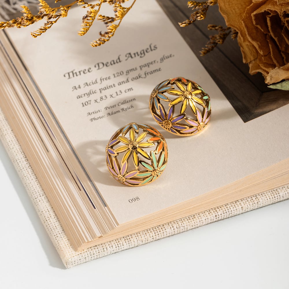 1 Pair Glamorous Flower Stainless Steel Gold Color Women's Stud Earrings Picture3