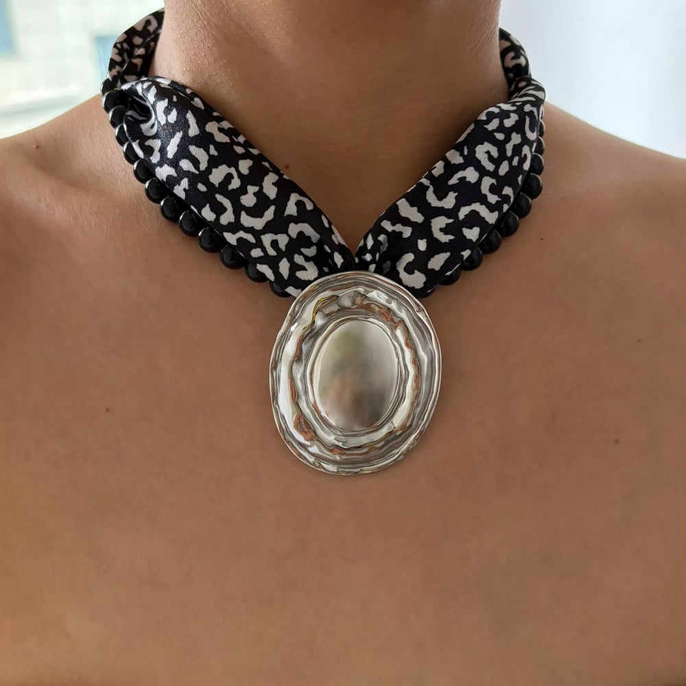 1 Piece Retro Leopard Print Pattern Natural Stone & Glass Beaded Necklace h5Picture3